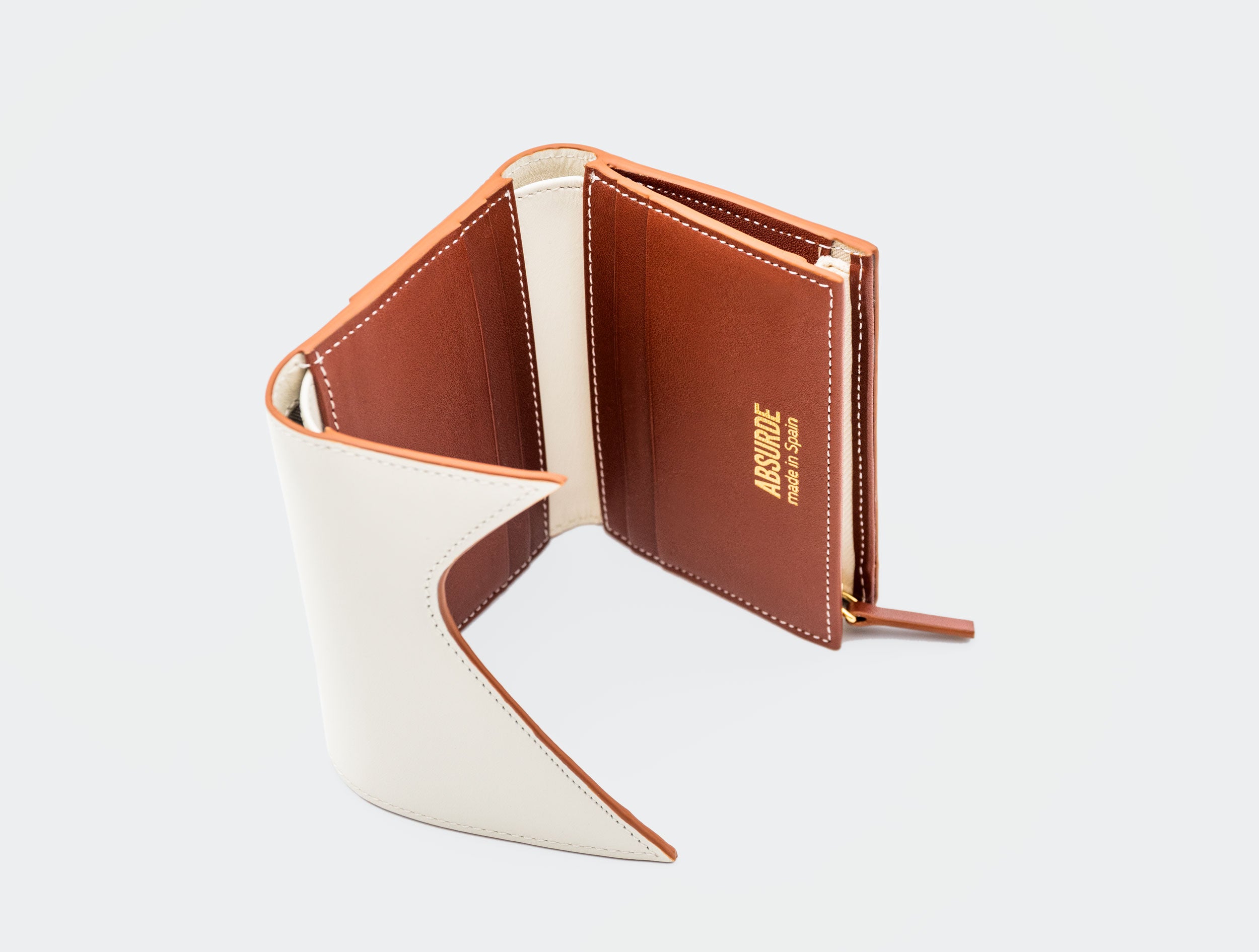 MOUNTAIN Off White and Green Leather Trifold Wallet