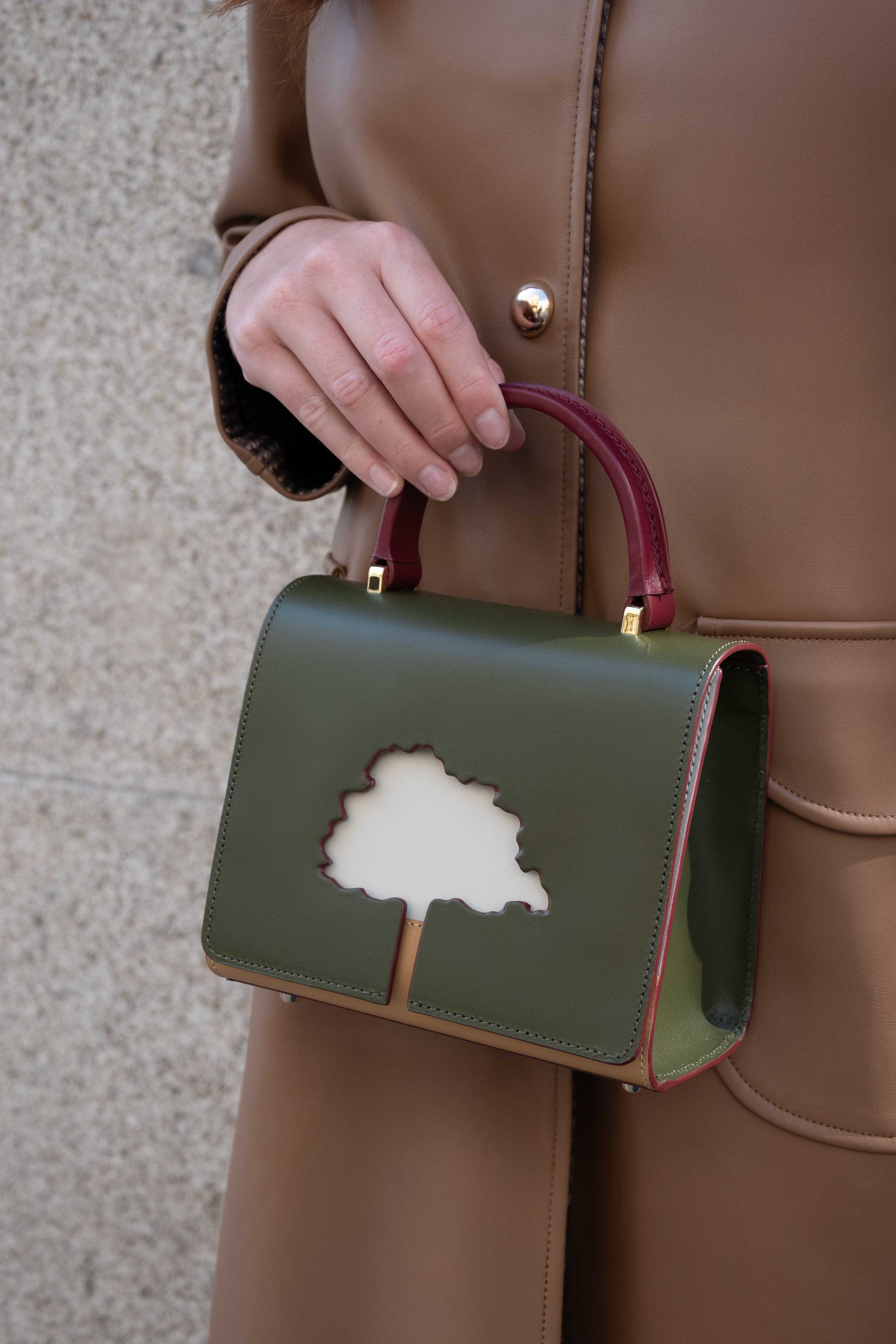 ONE WAY khaki small leather shoulder bag
