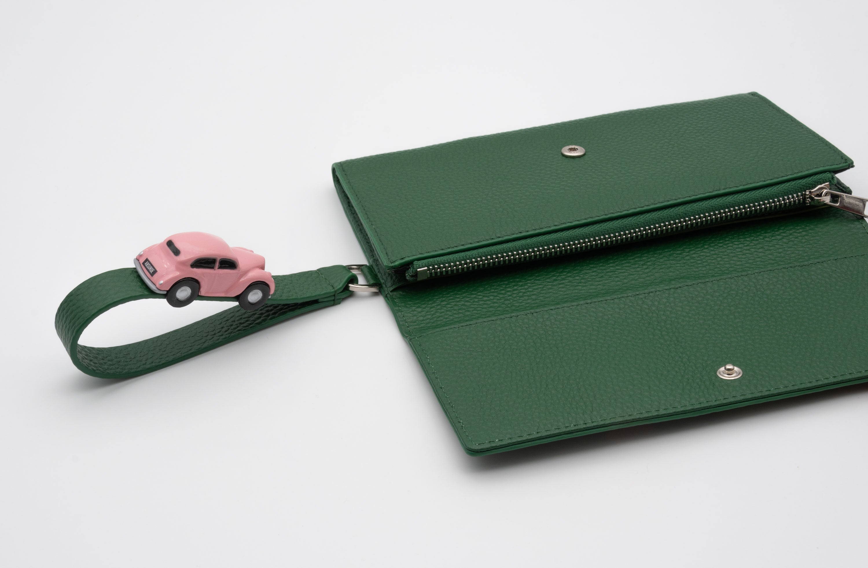 PARKING Green grain Leather bifold wallet with pink car
