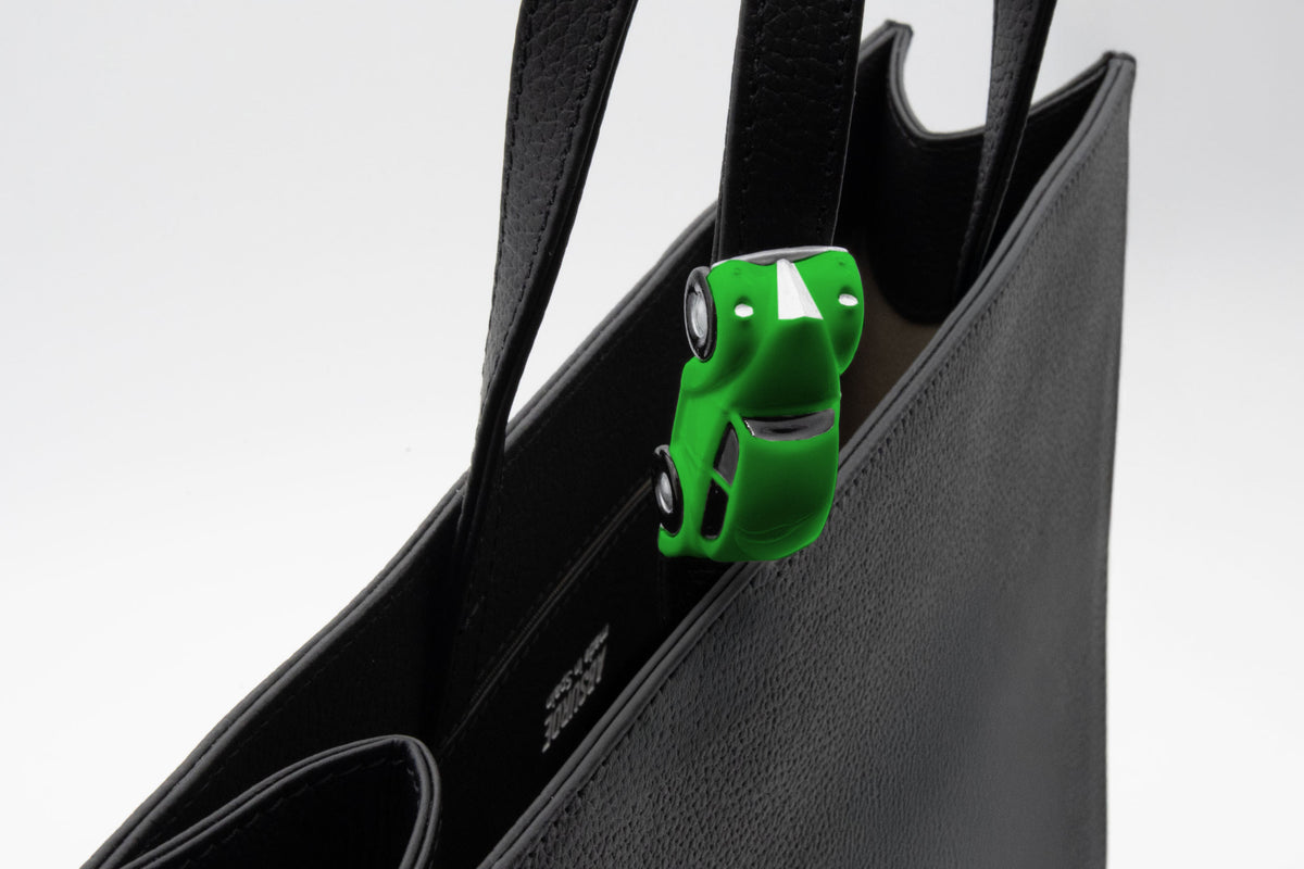 BIG STOP Tote Bag in Black Leather with car for 16" Laptop