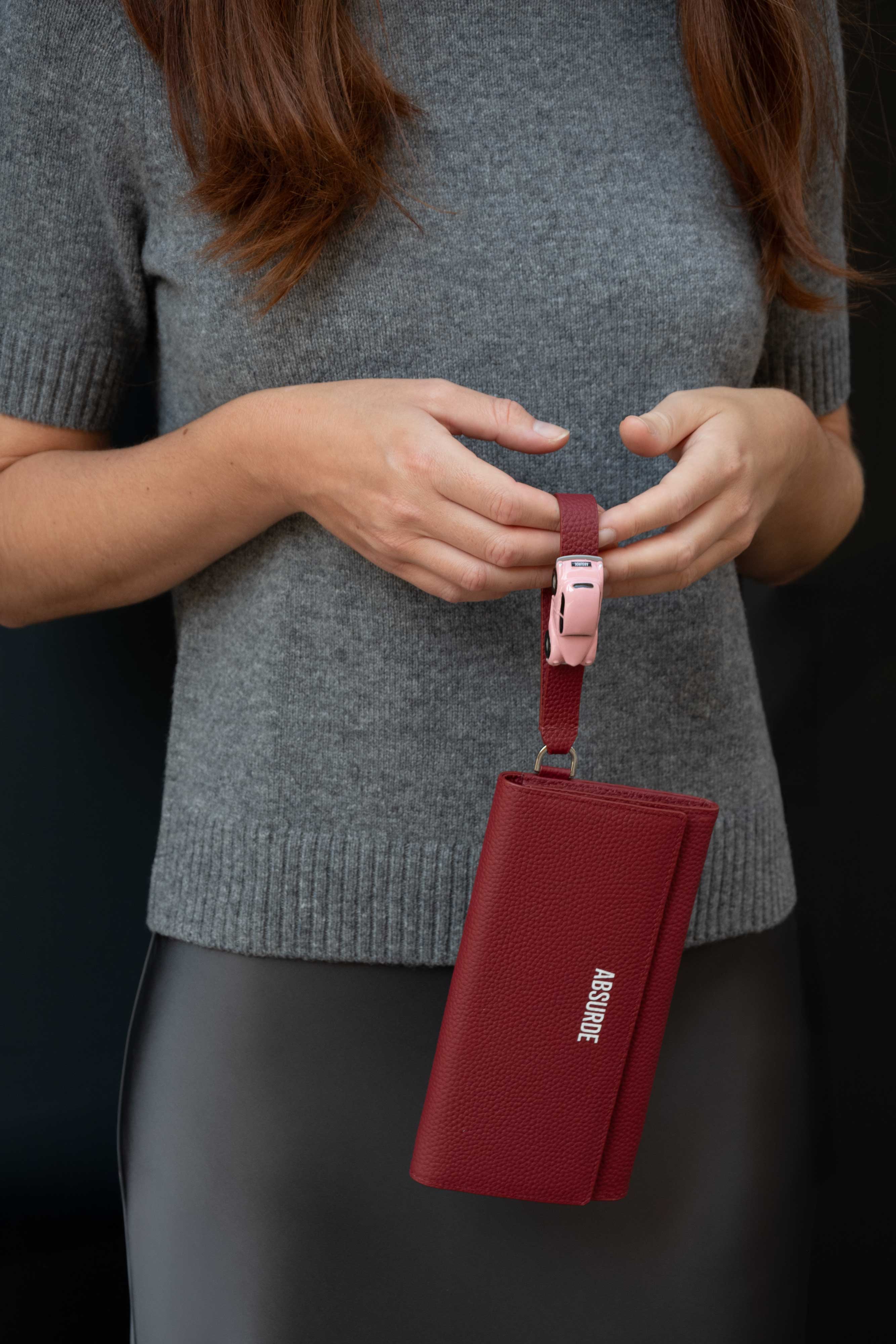 PARKING Burgundy grain Leather bifold wallet with pink car
