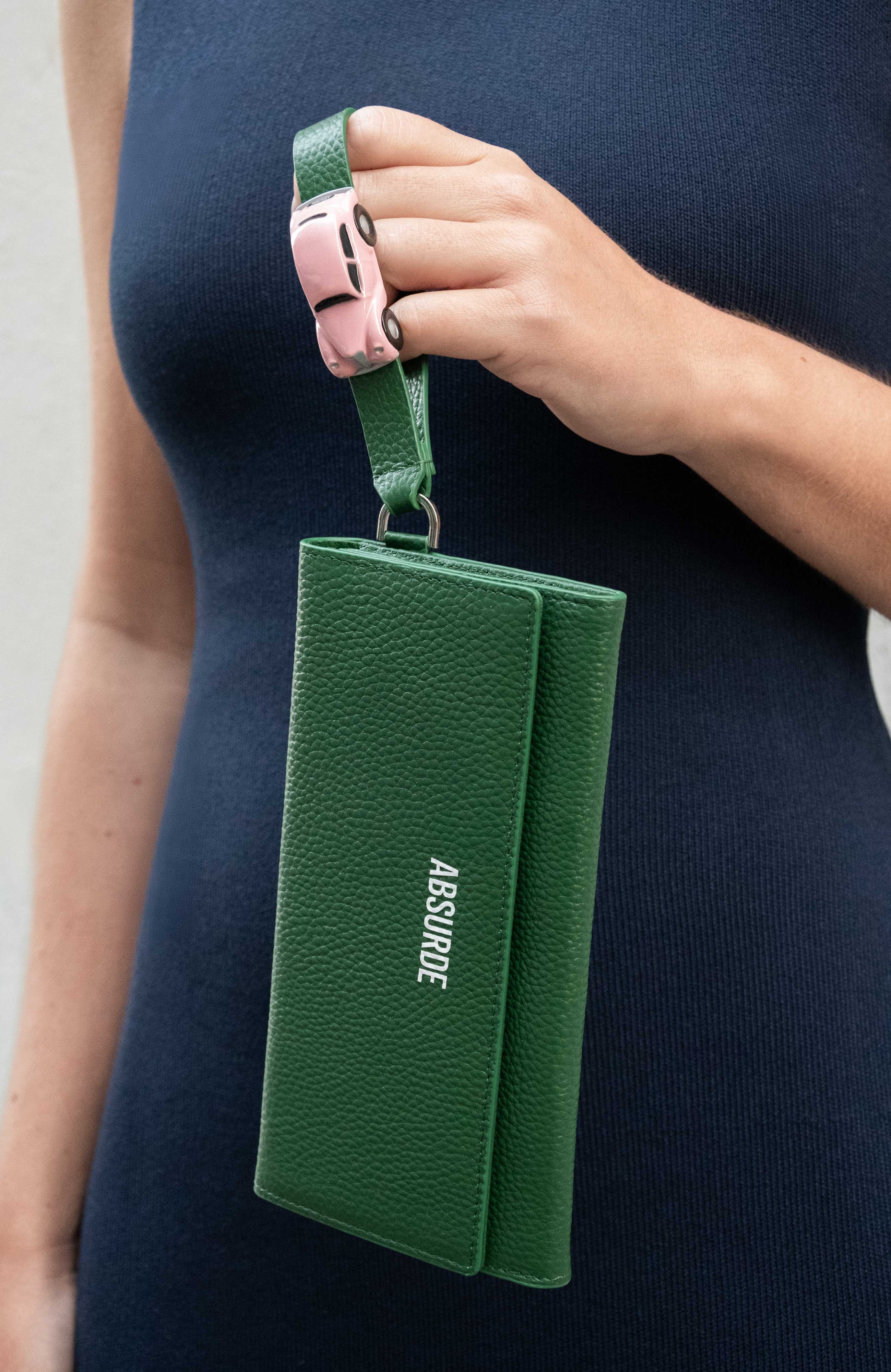 PARKING Green grain Leather bifold wallet with pink car