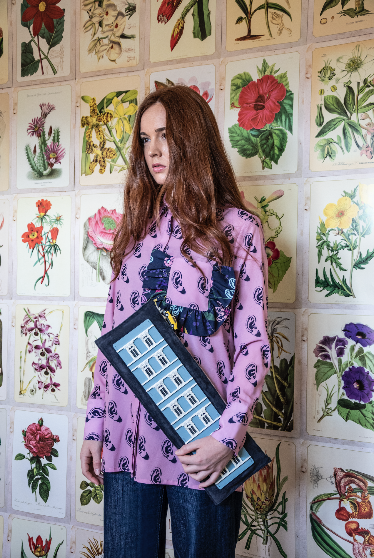 Long Building Suede Pouch in Blue