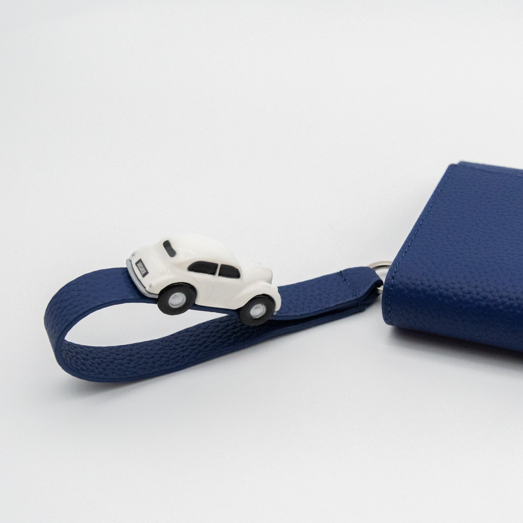 PARKING Navy grain Leather bifold wallet with white car